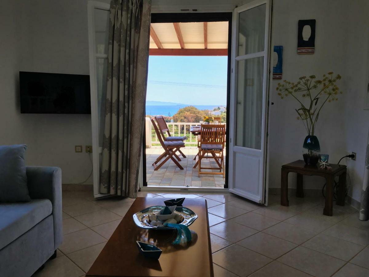 Anthoula'S Sea View Apartment Piso Livadi Eksteriør bilde