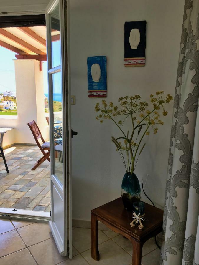 Anthoula'S Sea View Apartment Piso Livadi Eksteriør bilde