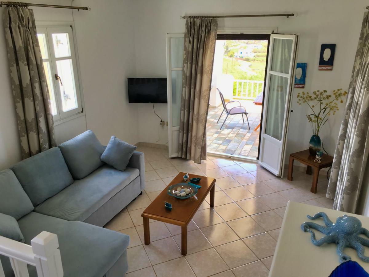 Anthoula'S Sea View Apartment Piso Livadi Eksteriør bilde