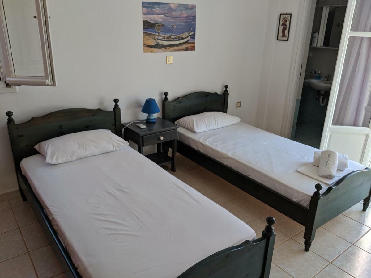 Anthoula'S Sea View Apartment Piso Livadi Eksteriør bilde