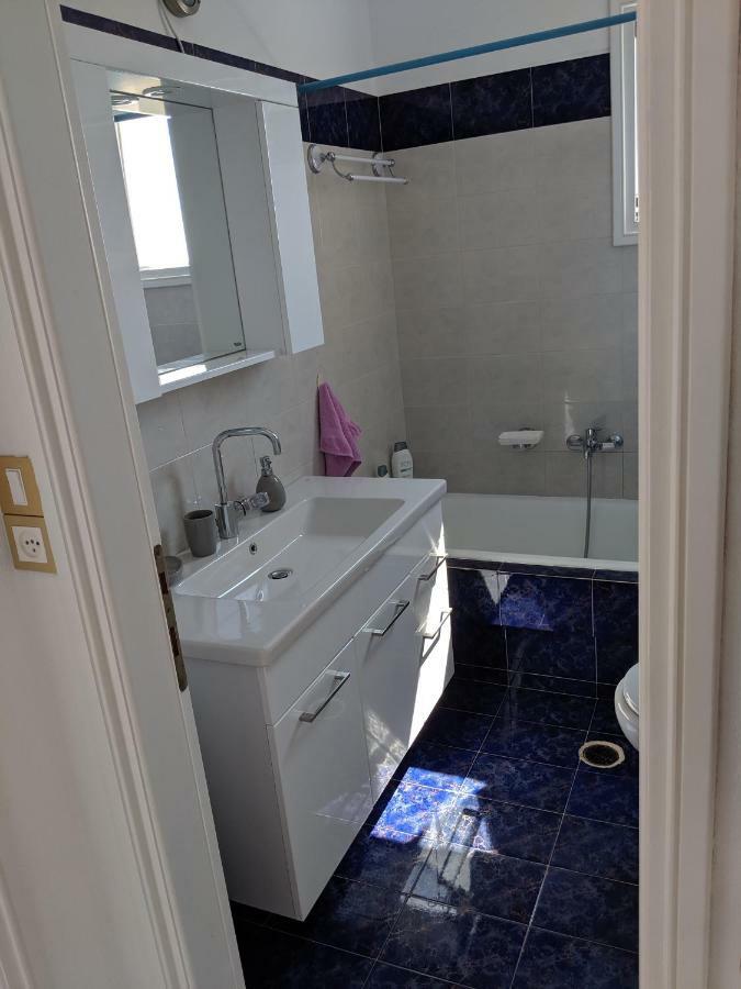 Anthoula'S Sea View Apartment Piso Livadi Eksteriør bilde
